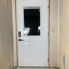 12_Door